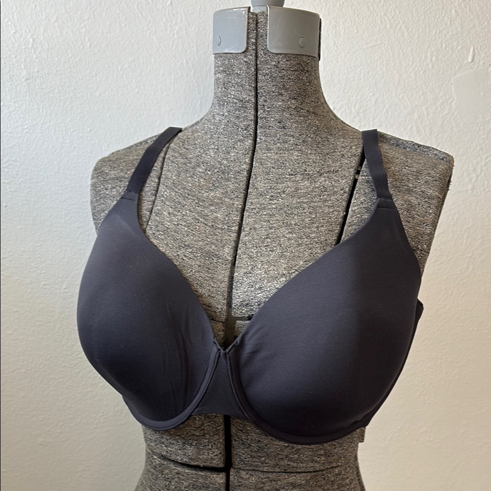 Skims Black Underwire Bra
